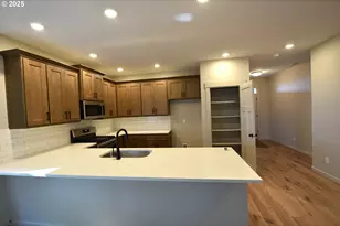 871 Oakleaf Wy, Silverton, OR 97381 - Photo 13