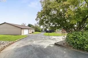 17810 NE 47th Ave, Vancouver, WA 98686 - Photo 3