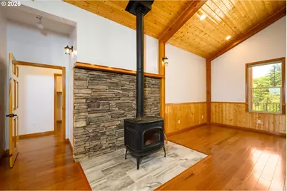 1757 Riddle By Pass Rd, Riddle, OR 97469 - Photo 11