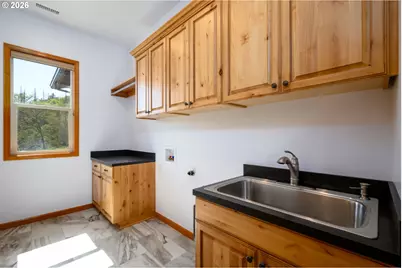 1757 Riddle By Pass Rd, Riddle, OR 97469 - Photo 25