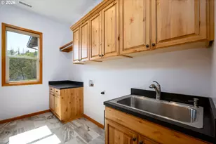 1757 Riddle By Pass Rd, Riddle, OR 97469 - Photo 25