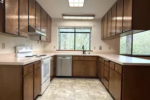 1475 Glenwood Dr, Brookings, OR 97415 - Photo 3