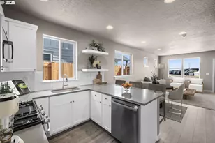 5128 Holly St, Springfield, OR 97478 - Photo 5