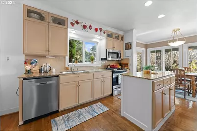 7231 S Laview Dr, Portland, OR 97219 - Photo 15