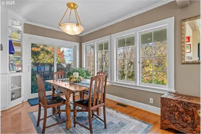 7231 S Laview Dr, Portland, OR 97219 - Photo 13