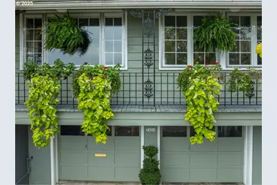 7231 S Laview Dr, Portland, OR 97219 - Photo 3