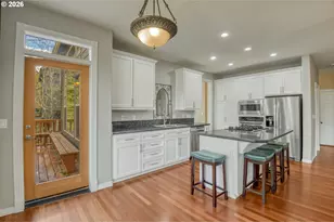 9583 NW Randall Ln, Portland, OR 97229 - Photo 17