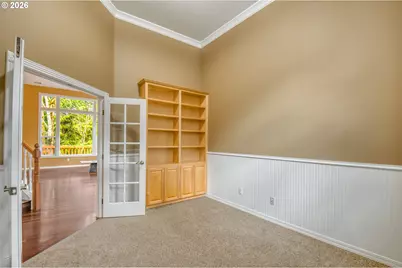 9583 NW Randall Ln, Portland, OR 97229 - Photo 5