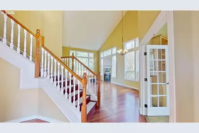 9583 NW Randall Ln, Portland, OR 97229 - Photo 3