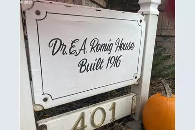 401 S College St, Newberg, OR 97132 - Photo 5