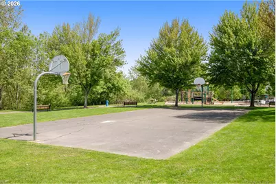4092 NW Scottsdale Dr, Beaverton, OR 97006 - Photo 39