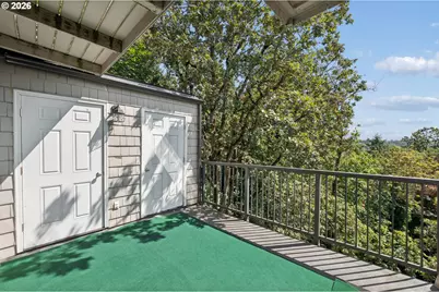 7557 N Edgewater Ave, Portland, OR 97203 - Photo 31