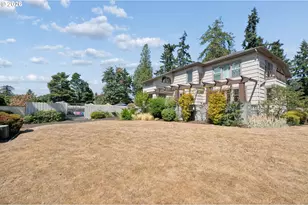 7557 N Edgewater Ave, Portland, OR 97203 - Photo 35