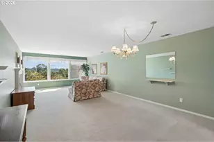 7557 N Edgewater Ave, Portland, OR 97203 - Photo 7