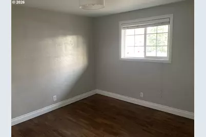 3960 Virginia Ave, Springfield, OR 97478 - Photo 9