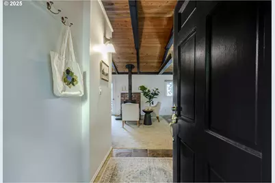 83694 Rio Rd, Florence, OR 97439 - Photo 3