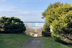 3413 NW Hidden Lake Dr, Waldport, OR 97394 - Photo 43