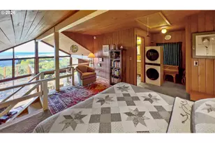 3413 NW Hidden Lake Dr, Waldport, OR 97394 - Photo 27