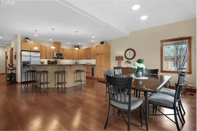 123 S Hemlock St #201, Cannon Beach, OR 97110 - Photo 27