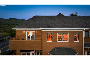 123 S Hemlock St, Cannon Beach, OR 97110 - Photo 3