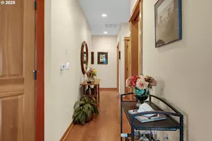 123 S Hemlock St, Cannon Beach, OR 97110 - Photo 35