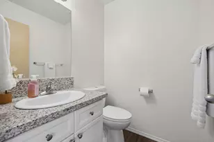 1384 SW 22nd Terrace, Gresham, OR 97080 - Photo 27
