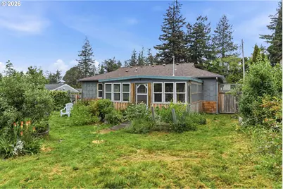 1729 Cottonwood Ave, Coos Bay, OR 97420 - Photo 29