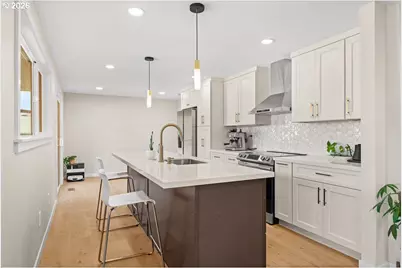 2002 NW 127th St, Vancouver, WA 98685 - Photo 9