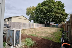 2917 Fruit Valley Rd, Vancouver, WA 98660 - Photo 23