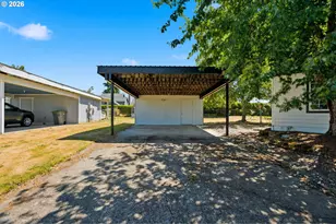 655 NE Burnett Rd, McMinnville, OR 97128 - Photo 3