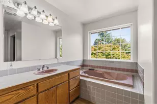 367 Spyglass Dr, Eugene, OR 97401 - Photo 27