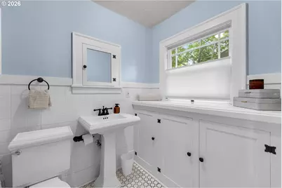 700 SE 61st Ave, Portland, OR 97215 - Photo 25