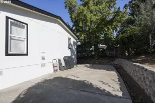 2000 Robins Lane SE, Salem, OR 97306 - Photo 23