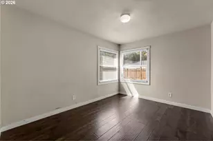 408 S Parkway Ave, Battle Ground, WA 98604 - Photo 17