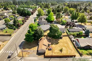 408 S Parkway Ave, Battle Ground, WA 98604 - Photo 33