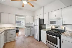 5325 N Montana Ave, Portland, OR 97217 - Photo 11