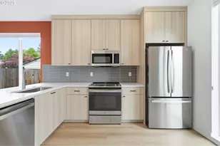 3122 N Hunt St, Portland, OR 97217 - Photo 7