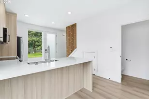 3122 N Hunt St, Portland, OR 97217 - Photo 11