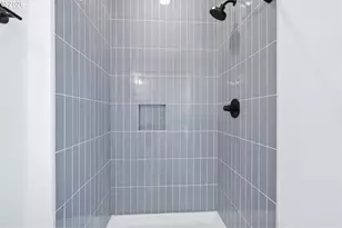 3122 N Hunt St, Portland, OR 97217 - Photo 29