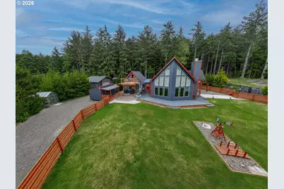 810 SW Wakeetum St, Waldport, OR 97394 - Photo 3
