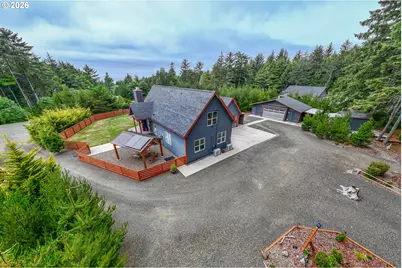 810 SW Wakeetum St, Waldport, OR 97394 - Photo 7