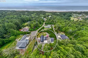 810 SW Wakeetum St, Waldport, OR 97394 - Photo 11