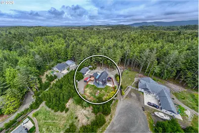 810 SW Wakeetum St, Waldport, OR 97394 - Photo 41
