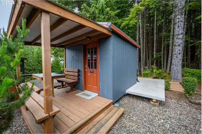 810 SW Wakeetum St, Waldport, OR 97394 - Photo 15