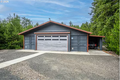810 SW Wakeetum St, Waldport, OR 97394 - Photo 9