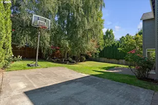 2250 River Heights Cir, West Linn, OR 97068 - Photo 33