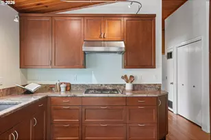 1717 SW Canby St, Portland, OR 97219 - Photo 13