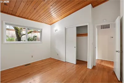 1717 SW Canby St, Portland, OR 97219 - Photo 31