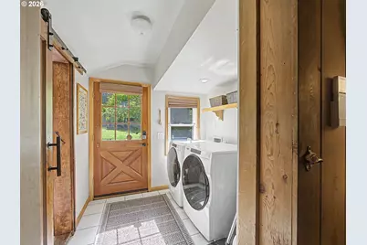 23094 E Wallace Ave, Brightwood, OR 97011 - Photo 21