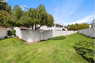 3240 NE 29th St, Gresham, OR 97030 - Photo 27